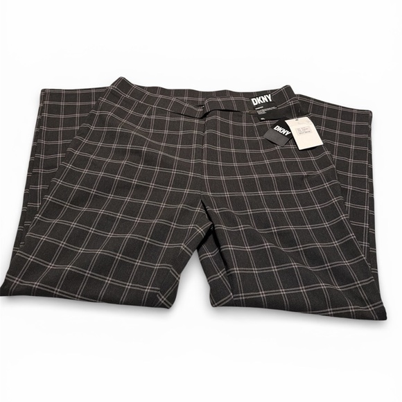Dkny Pants - Women’s DKNY Plaid Trousers in Black and Gray XL Stretch